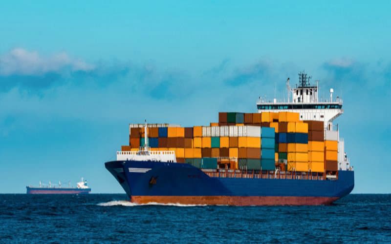 Transporte marítimo de mercadorias e de contentores